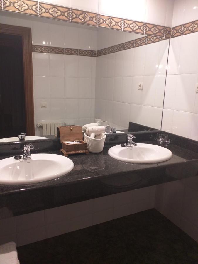 Hotel Giral Biescas  Exterior photo